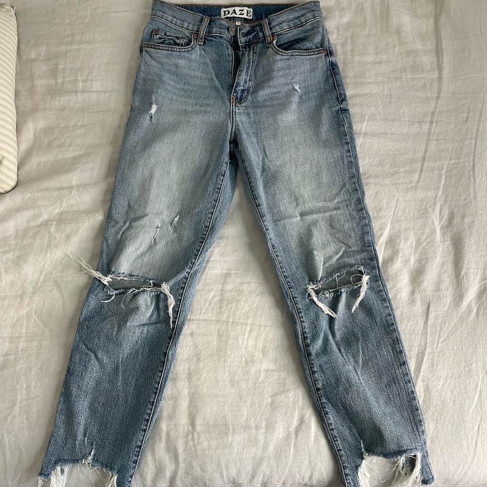 Daze Denim - Straight Up in color Sorry. Size 25